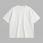 Yetişkinler için ekru renkli, premium loose fit kesim t-shirt mockup görseli. %100 pamuklu, heavyweight tok kumaşı ile formunu korur. Bu boş tasarım, özelleştirme sayfasında Option Set Preview aracıyla müşterilerin kendi 2 satırlık özel yazılarını (toplam 20 karakter) Alman nakış kalitesiyle t-shirt üzerine ekleyerek gerçeğe en yakın şekilde önizlemeleri için bir tabandır. Günlük konfor ve kişisel stil sunar.